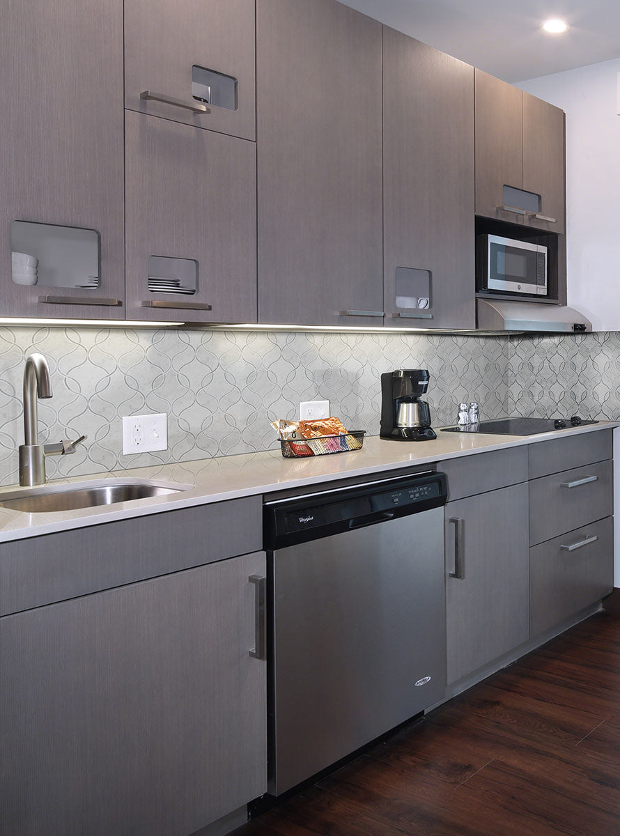 carrara-white-ellipsis-polished-10mm-a