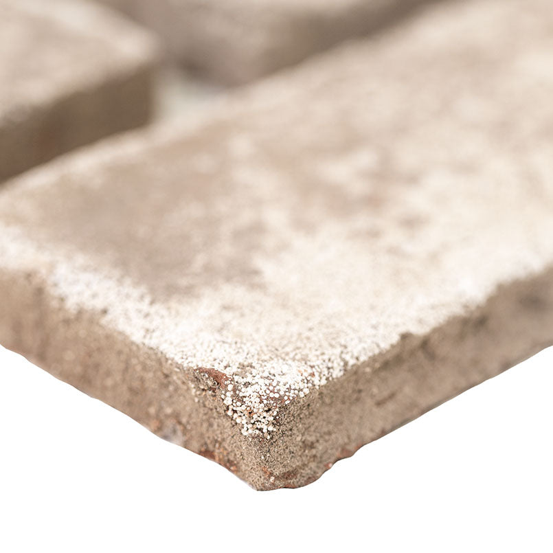 doverton-gray-clay-brick-herringbone-edge
