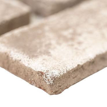 doverton-gray-clay-brick-herringbone-edge