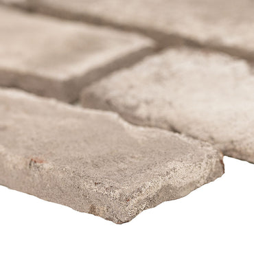 doverton-gray-clay-brick-edge