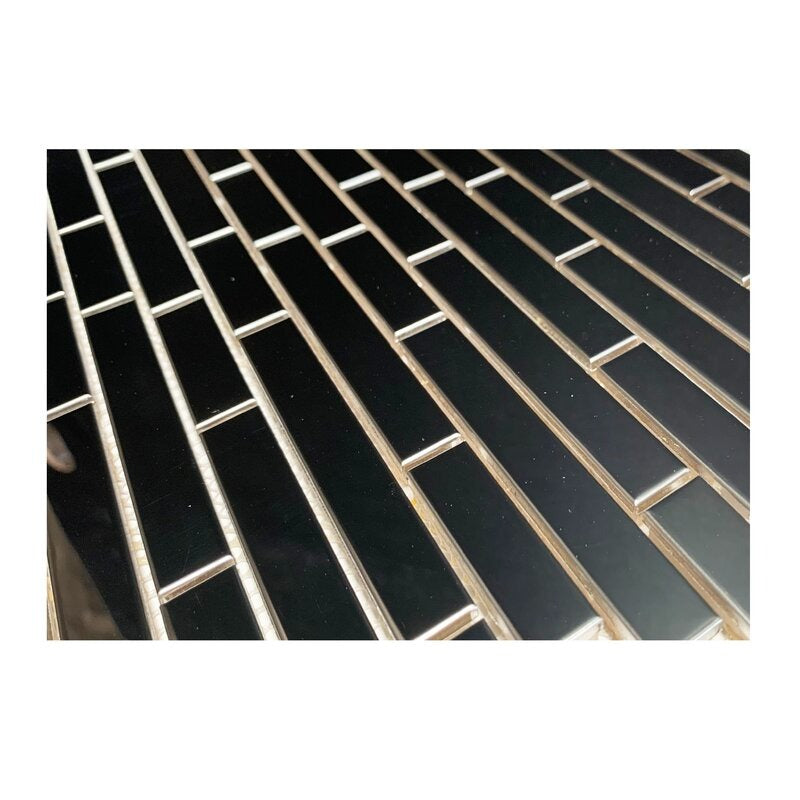 0.6222 x 422 Metal Linear Mosaic