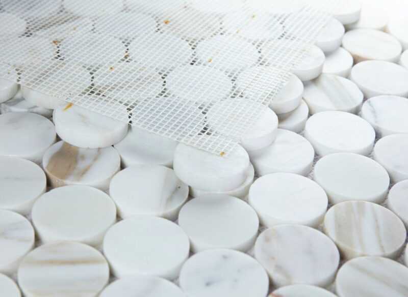 Penny Marble Large Calacatta Honed 2 x 2 11.75 x 12 - Image 4